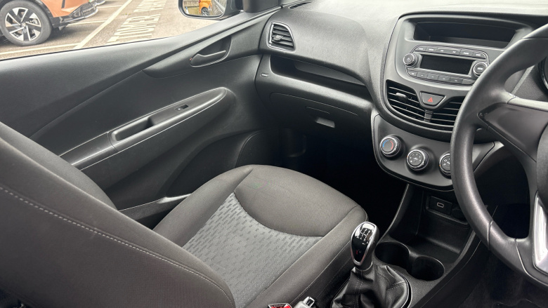 Vauxhall Viva 1.0 [73] SE 5dr Petrol Hatchback